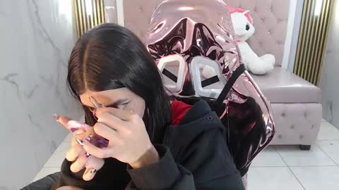 Ale online show from 12-15-25, 01:04