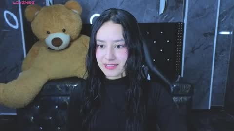 Snapshot of aleja05_b chatting on 12-14-25, 01:16 aleja online show from 12-14-25, 01:16