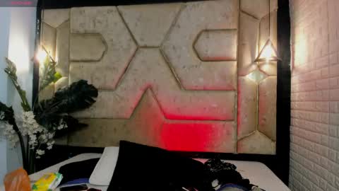 aleja__slav3 online show from 05-05-26, 09:23