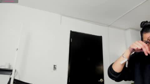 aleja__slav3 online show from 05-15-26, 09:11