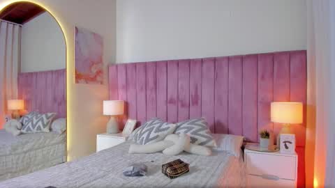 Alejandra Arango online show from 01-12-26, 07:52