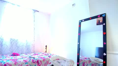 Alejandra Arango online show from 03-15-26, 07:20