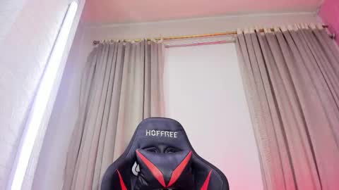 Aleja Hill online show from 03-05-26, 04:52