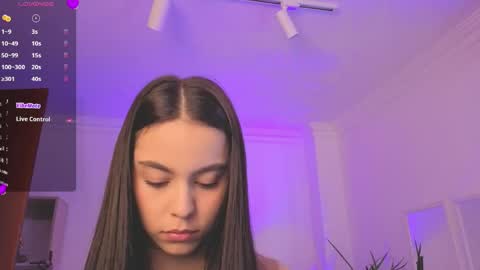 Alejandra online show from 04-20-26, 11:24