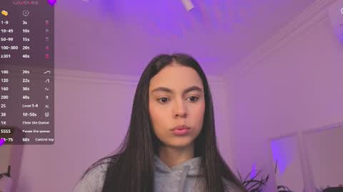 Alejandra online show from 06-10-26, 11:31