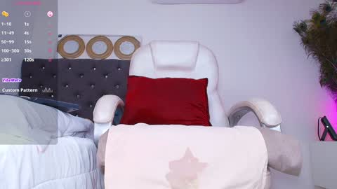 Alejandra online show from 12-23-24, 12:14