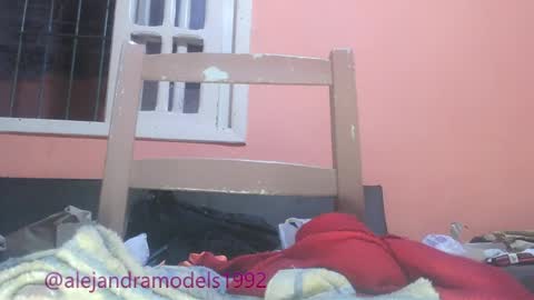 Alejandra online show from 04-25-26, 08:39