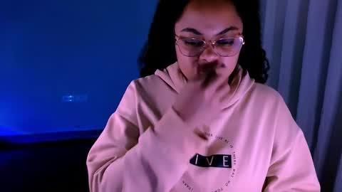 Alejandra  online show from 12-18-25, 03:12