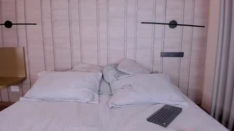 alejandra_marin_ online show from 05-13-26, 03:15
