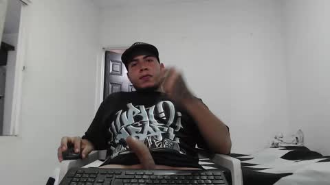 Snapshot of alejandrocock23 chatting on 03-08-25, 05:54 alejandrocock online show from 03-08-25, 05:54