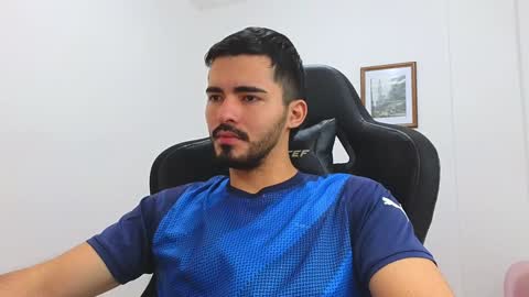 alejandroo_7 online show from 01-17-25, 07:49