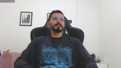 alejandroo_7 online show from 10-24-25, 04:25