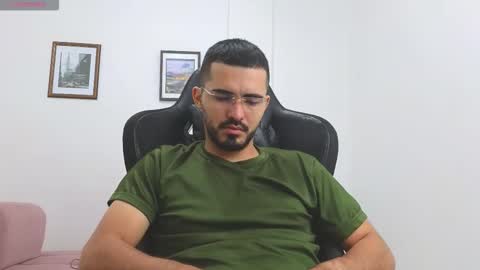 alejandroo_7 online show from 11-22-25, 04:06