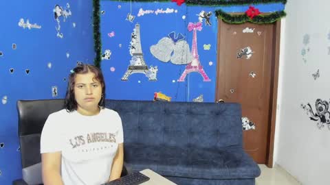 zoe and Kataleya online show from 02-04-25, 12:22