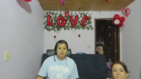 zoe and Kataleya online show from 03-04-25, 12:33