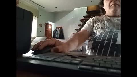 alejito16 online show from 10-20-25, 07:36