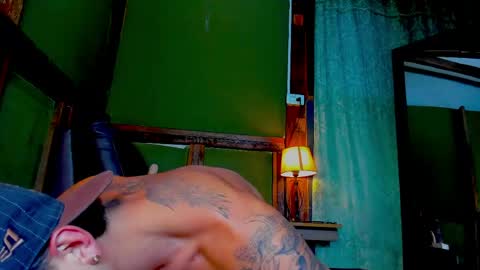 alejo_323__ online show from 04-26-26, 03:04