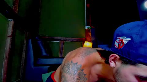 Snapshot of alejo_323__ chatting on 06-21-26, 02:14 alejo_323__ online show from 06-21-26, 02:14