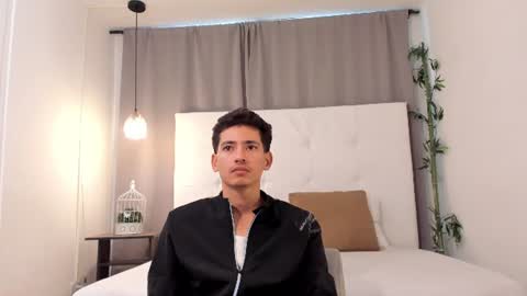 Snapshot of alejo_exotic chatting on 07-17-26, 12:34 alejo_exotic online show from 07-17-26, 12:34