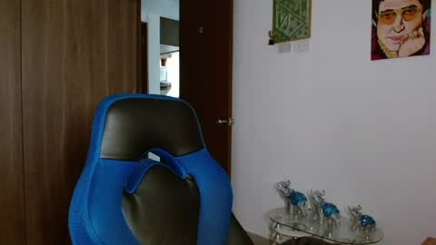 David online show from 04-27-26, 02:53