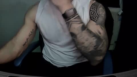 Snapshot of alejoduarte16 chatting on 11-17-25, 05:52 alejoduarte16 online show from 11-17-25, 05:52