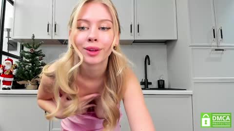 Snapshot of aleksa_cutie chatting on 12-21-24, 04:46 Next stream - 2 dec - online show from 12-21-24, 04:46