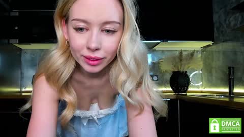 Snapshot of aleksa_cutie chatting on 01-25-25, 03:30 Next stream - 2 dec - online show from 01-25-25, 03:30