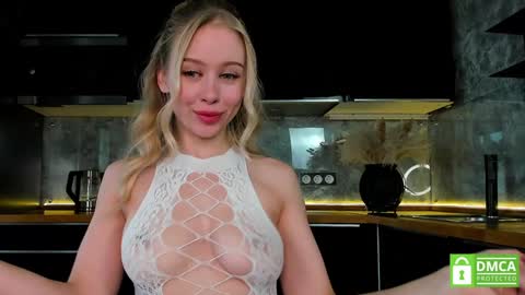 Snapshot of aleksa_cutie chatting on 01-26-25, 09:08 Next stream - 2 dec - online show from 01-26-25, 09:08