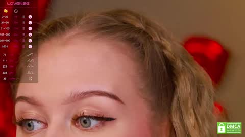 Snapshot of aleksa_cutie chatting on 02-14-25, 12:36 Next stream - 2 dec - online show from 02-14-25, 12:36