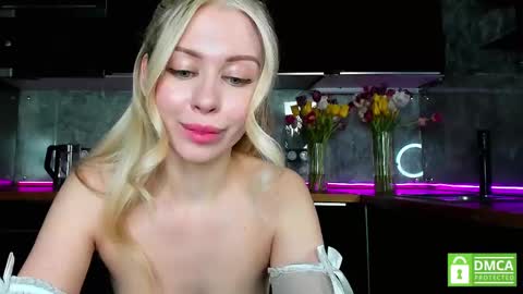 Snapshot of aleksa_cutie chatting on 03-11-25, 03:34 Next stream - 2 dec - online show from 03-11-25, 03:34