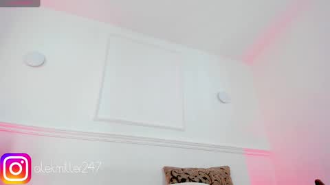 Snapshot of aleksandra_miller chatting on 02-21-25, 03:21 Aleksandra online show from 02-21-25, 03:21