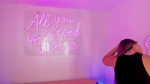 Aleksandra  online show from 04-18-26, 12:31