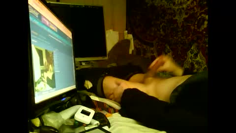 Snapshot of alekss4 chatting on 02-08-25, 12:28 alekss4 online show from 02-08-25, 12:28