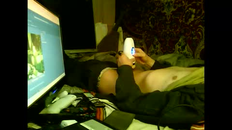 Snapshot of alekss4 chatting on 02-18-25, 01:11 alekss4 online show from 02-18-25, 01:11