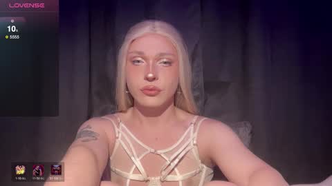 ALENA  INDEPENDENT MODEL online show from 03-11-26, 03:56