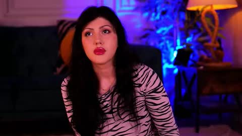 Snapshot of alenacapricious chatting on 10-22-25, 05:02 alenacapricious online show from 10-22-25, 05:02