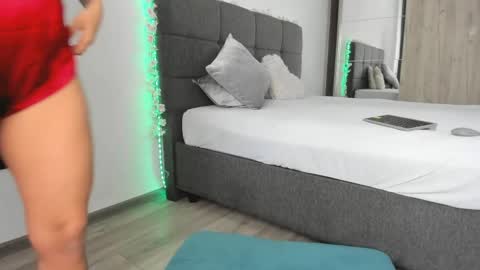 AlenaKeys online show from 04-24-26, 07:44