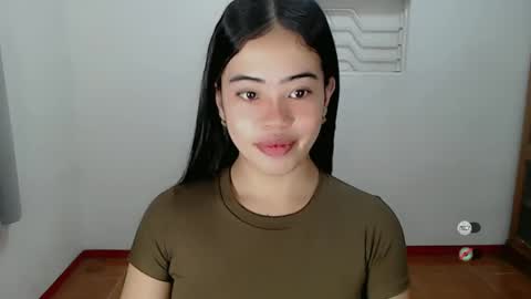 Snapshot of alesha_vibe_me chatting on 01-15-25, 04:47 alesha_vibe_me online show from 01-15-25, 04:47