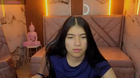 Snapshot of alesia_v chatting on 07-25-26, 03:04 Live 1000pm 600am COLOMBIAN HOUR online show from 07-25-26, 03:04