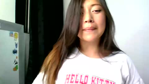 QUEEN OFF MILk  IM BACK  15 NOV online show from 07-20-26, 12:58