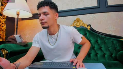 Alessandro King online show from 02-04-25, 11:49