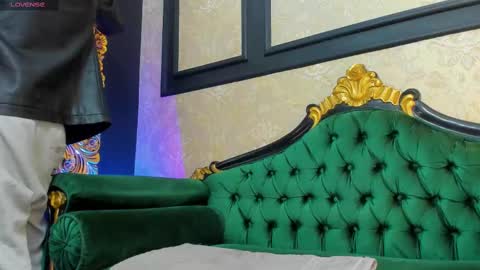 Alessandro King online show from 09-10-25, 02:06