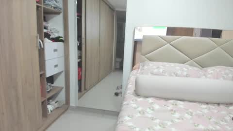 Alessa Moreno online show from 12-27-24, 10:59