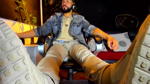 ALESSANDRO  WYE online show from 02-15-26, 02:41