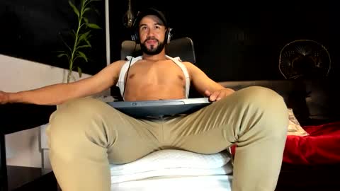 ALESSANDRO  WYE online show from 03-12-26, 05:57