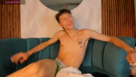 Alessandro Dybala online show from 02-05-25, 05:53