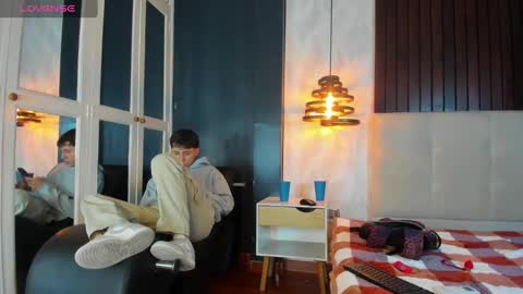 Alessandro Dybala online show from 02-23-25, 03:18