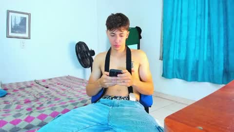 Alessandro Dybala online show from 04-18-26, 01:26