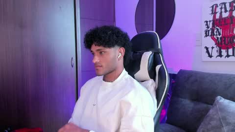 Alessandro Vanni online show from 04-18-26, 02:10