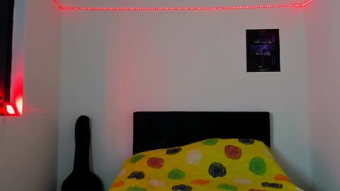 Alessandro online show from 01-29-25, 03:33